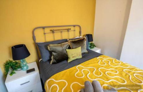 Charming 3BDR House By Homestyles Hosts Short Lets & Serviced Accommodation Hoole With Free Parking & Free WiFi - Photo 21