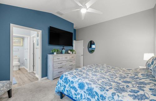 Luxe 2BR in The Villages, Mins to Eastport Town Square With Patio and Kingbed - Foto 18