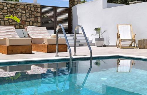 Valantina's & Mannouel Lardos Luxury Villas - Photo 41