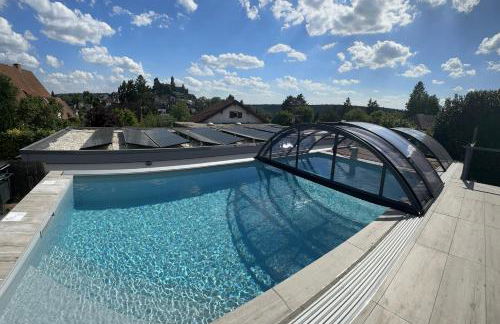 Ferienwohnung Schlossblick - 4 Sterne Sauna Pool Whirlpool exklusiv - Foto 1