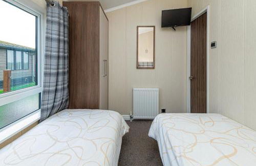 Stables 30, 3 Bed Luxury Lodge at Hafan y Mor - Foto 53