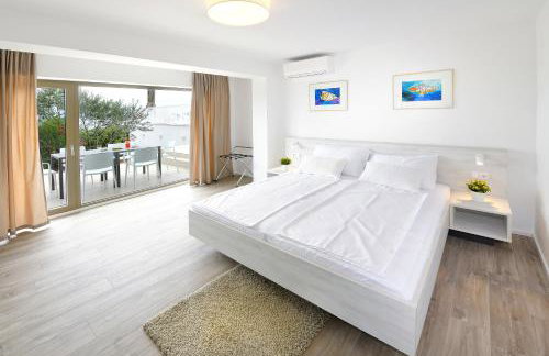 Zlatni Zalaz,Apartments,Supetarska Draga - Foto 32