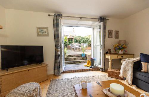 Church Cottage by Coast & Country Stays - Foto 12