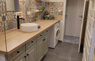 Logement cosy verdoyant RDC avec piscine - Photo 2