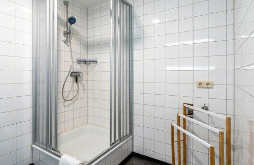 Komfort-Apartment in Friedberg nahe Frankfurt & Bad Nauheim, Balkon, Parkplatz - Foto 8