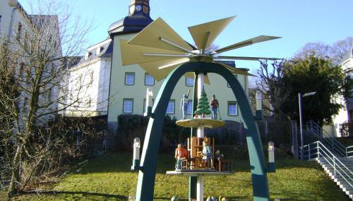 Hansis Lodge - Photo 2