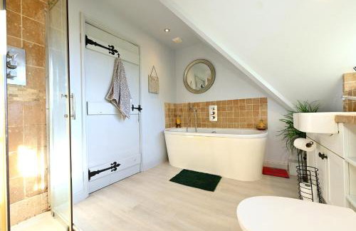 Beautiful Thatched Cottage Windsor Ascot Bracknell - Photo 47