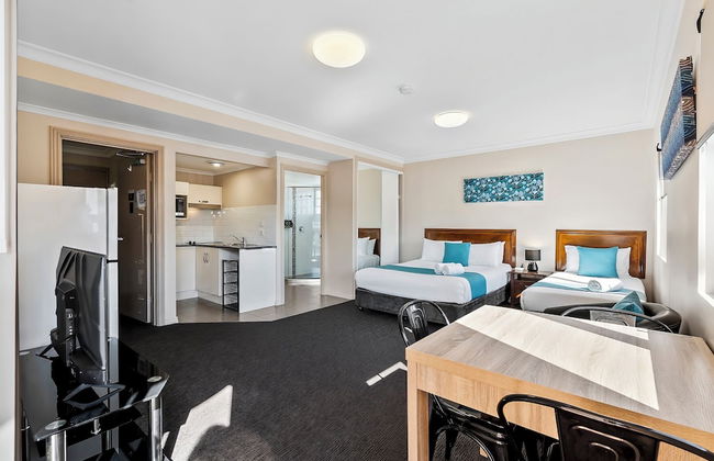 Cityville Apartments & Motel - Photo 5