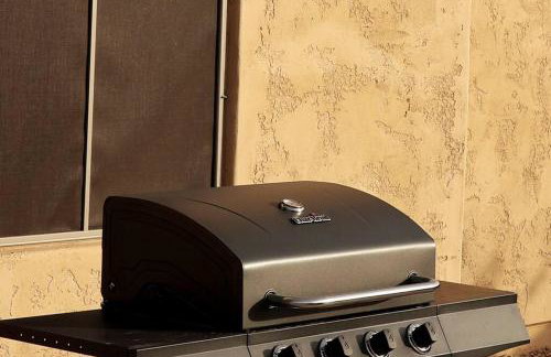 Phoenix Home with heated pool, desert views & hot tub - Foto 29