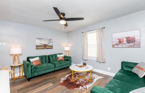 The Lucky Horseshoe 4BR Derby Side Retreat - Foto 6