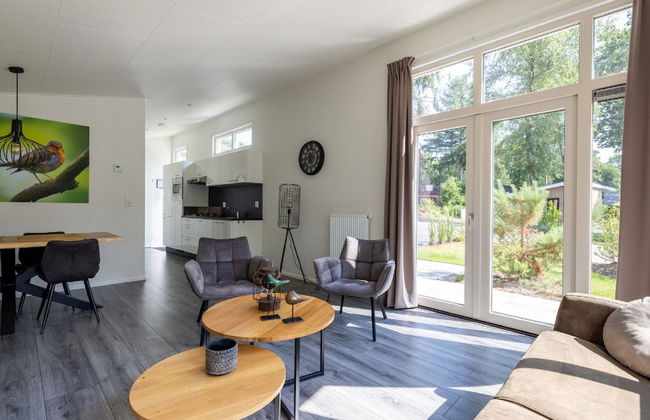 Comfortable Chalet With Combination Microwave Near the Veluwe - Foto 21