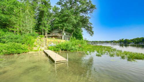Private Island Home in Belding with Dock and Grill! - Foto 2