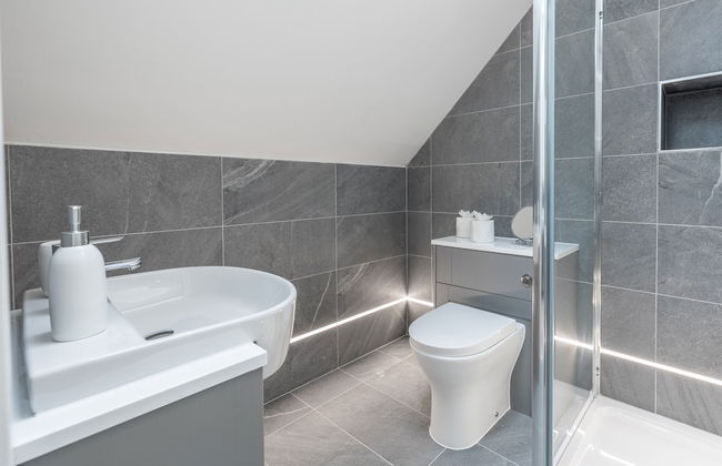 Impeccable 2-bed Apartment in Camberley - Foto 22