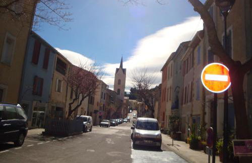 Leucate,cadre arboré,ombragé,sous les cyprès - Foto 20