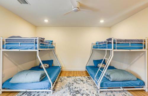 Walk to Keansburg Beach! Family Home with Pool - Foto 20