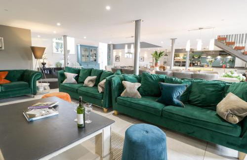 Capel Mawr, Basement 19 - Photo 4