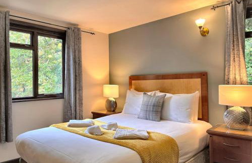 Sleeping Tree Lodge - Kaowood - Private Hot Tub - Foto 9