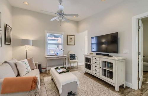 Nini's Cottage - Family-Friendly Pool Days and Cabana Nights Await - Foto 15