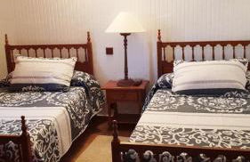 CASA TURÍSTICA Villa Carmen, CON AMPLIO JARDIN QUE INCLUYE BARBACOA, 2 PORCHES, PARKING PRIVADO Y PISCINA - Foto 28