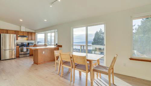 Port Townsend Escape with Deck, Bay and Mountain Views - Foto 2