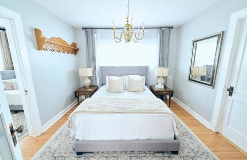 Elegant Escape 2 blocks to Historic downtown - Foto 18