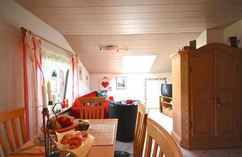 Ferienhaus und Ferienwohnungen Holzapfel Geiersthal - Foto 13