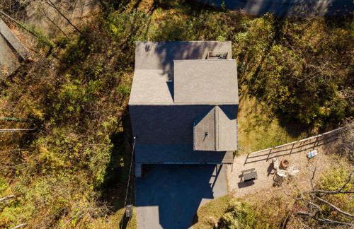 Whispering Pines Retreat By Ghosal Luxury Lodging - Foto 8