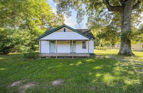 3 Bed 2 Bath Renovated Home Near The Lake - Foto 4