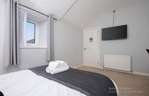 Modern 5-Bedroom House - Bannockburn - Photo 23