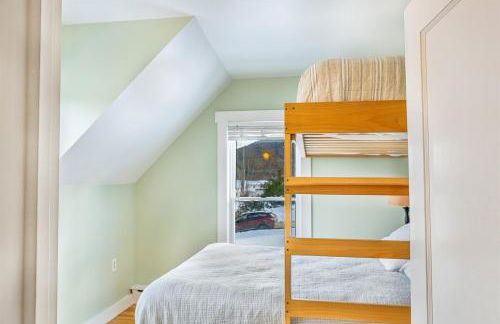 Updated 1900s Home with Fire Pit - Pet Friendly - Foto 32