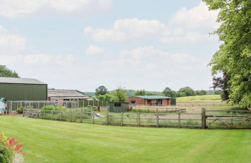 Springfield House - Photo 16