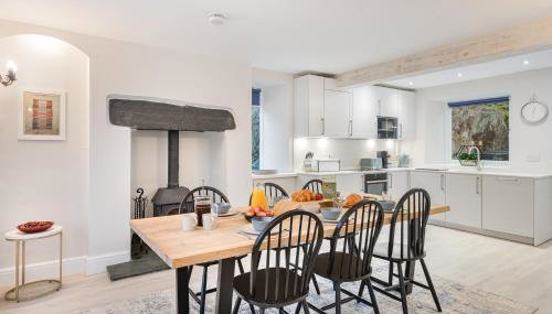 Rockwood- Grasmere family cottage with Hot tub - Foto 3, Other