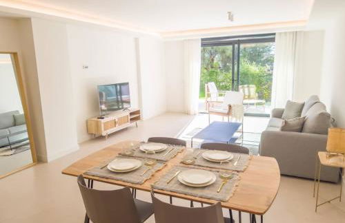 Bajo con Jardín en la Milla de Oro - Foto 22