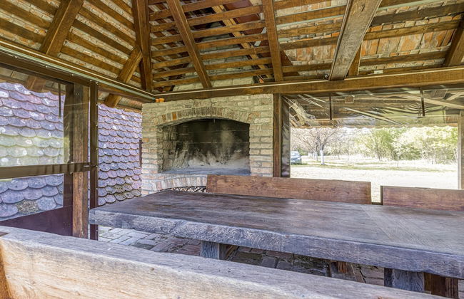 Riverside House With Hot Tub - Photo 26