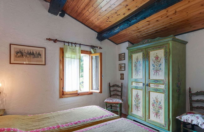 Cozy Detached House, Wide Garden, Wifi - Foto 5