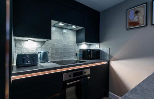 3BR Georgian Quarter Coach Houses - Private Parking - Foto 47