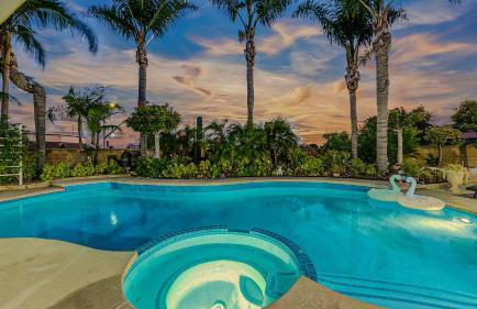 Luxury Home 5 Bedrooms with Private Pool Near Huntington Beach - Foto 31