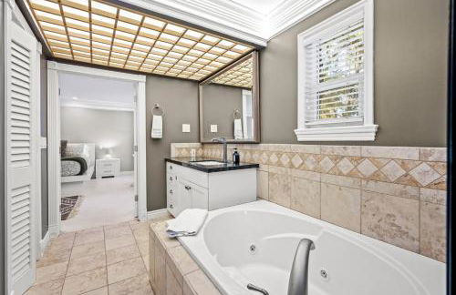 Hobbs Mill Ski Lodge Theater Games Dogs OK - Photo 64