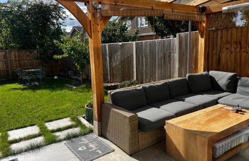 The Cherry Hill Studio - Kitchenette, bathroom, parking and lovely garden - Photo 20