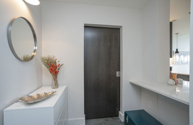 Sleek Furnished Modern Downtown Condo - Foto 40