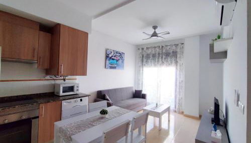 Apartamento con patio, piscina y parking privado - Photo 4, stove, pet friendly, toaster, minibar