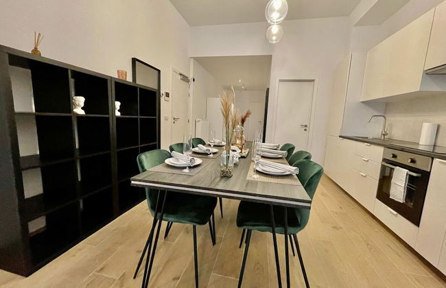 Luxury 2BR 2BA Near Fashion District by Oneluxstay - Foto 32