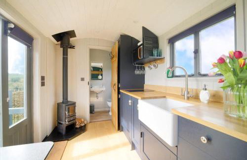 Luxurious Shepherds Huts Outdoor Baths Sea Views - Foto 26