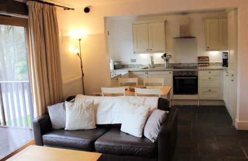 Dee Valley Cottages - Photo 9