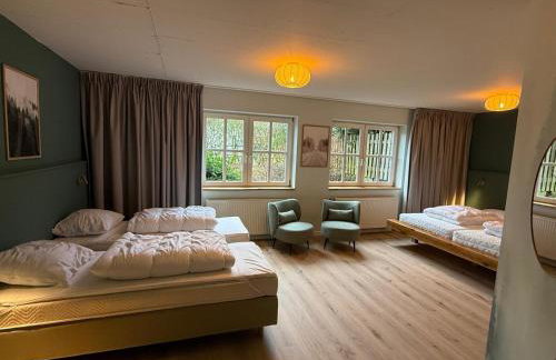 Villa Vahl Luxe groepsvilla, 16 personen, tuin met BBQ en sauna, open haard, perfect voor families & retreats - Foto 17