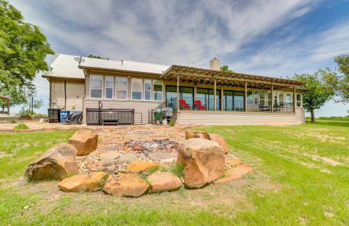 Modern Lakehouse with Stunning Views and Hot Tub! - Foto 38