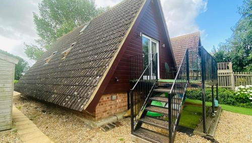 River Lark Lodge - Photo 3, Garden, Garden view