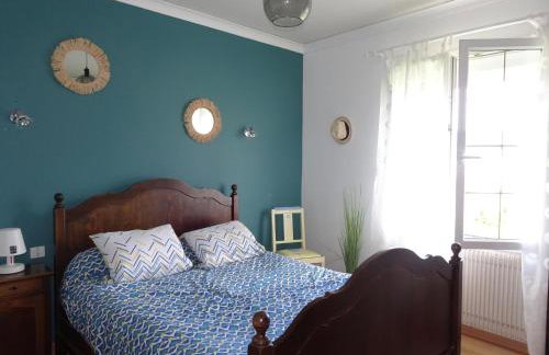 Holiday Home in Guerlesquin Near Lake - Foto 9