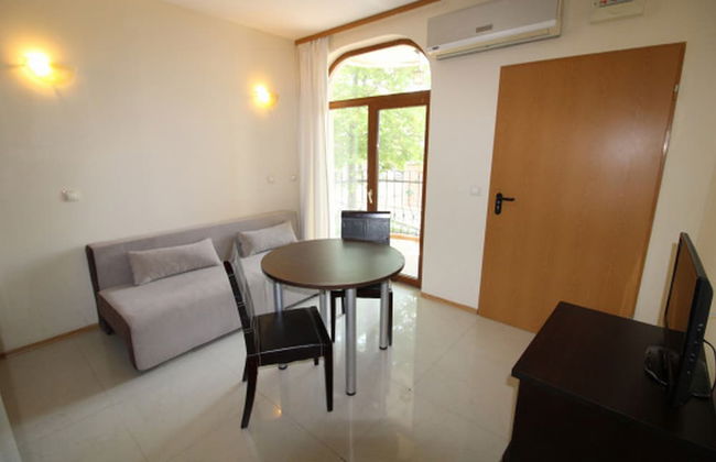 Menada Green Hills Apartments - Photo 6