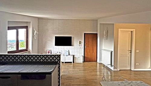 Attic with terrace and nice view - Foto 5